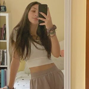 Meet your Posher, Georgia